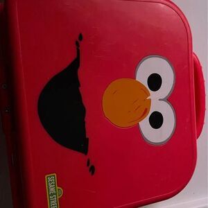 Elmo learning letter case